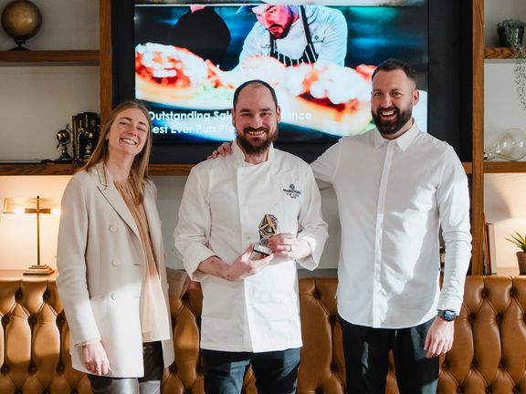 Presenting an award for Outstanding Sales Performance for Tom's Best Ever Pub Pie