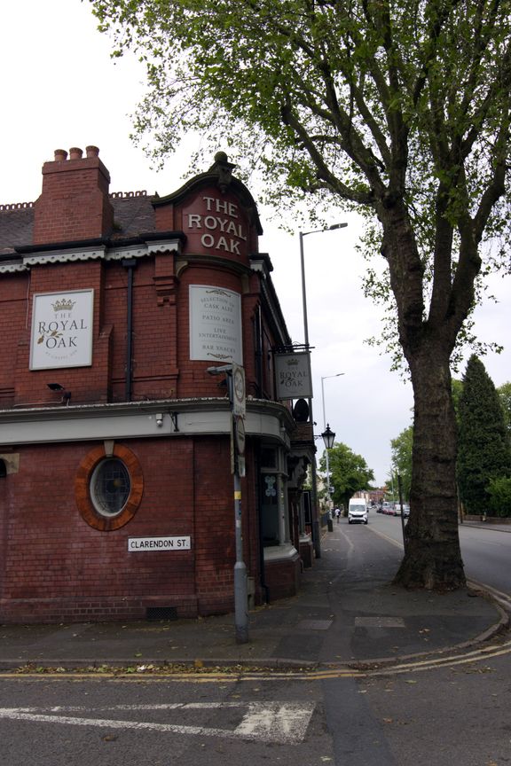 Exterior photo of The Royal Oak, Chapel Ash