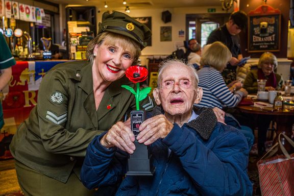 World War Two veteran Howard Hodgson with the 3D poppy